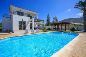 Villa Pelagos