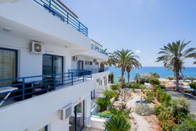 Vrachia Beach Resort