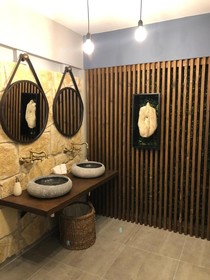 Vrachia Beach Resort