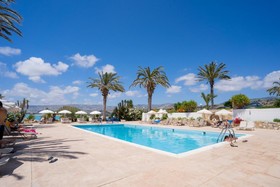 Vrachia Beach Resort