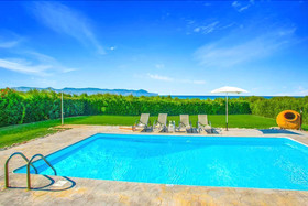 Villa Dimitris Blue Bay