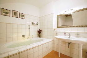 Hotel Leonardo