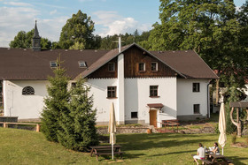 Outline Centre Jiricna