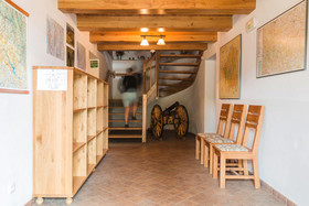Outline Centre Jiricna