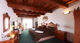 Hotel Zlaty Kohout