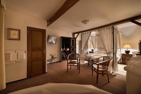 Chateau Loucen Garden Retreat