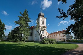 Chateau Loucen Garden Retreat