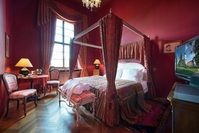 Chateau Loucen Garden Retreat