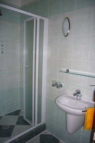 Hotel Ostrov Garni