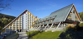 Pinia Hotel & Resort