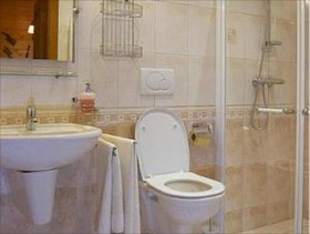 Happy House Apartments