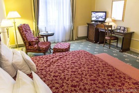 Carlsbad Plaza Medical Spa & Wellness hotel