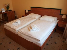 EA Hotel Esplanade