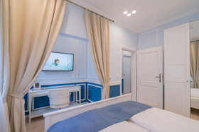 Revelton Suites
