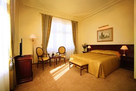 Savoy Westend Hotel