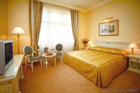 Savoy Westend Hotel