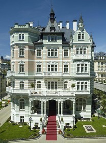Savoy Westend Hotel