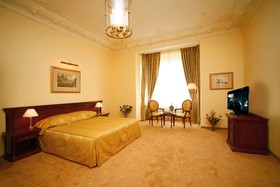 Savoy Westend Hotel