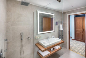 Centrální Lázne Health Spa Hotel