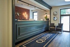 Queens Hotel  & Wellness