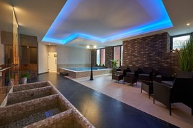 Queens Hotel  & Wellness