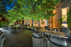 Premium Hotel