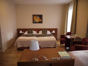 Tvrz Orlice