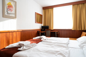 Olympik Congress Hotel