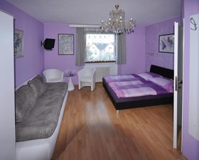 A. V. E. Pension Kliská