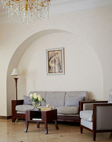 Almandine Apartments