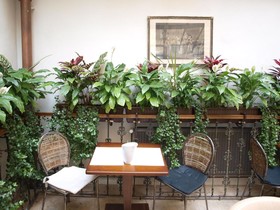 Hotel Antik