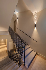 Avenue Legerova 19