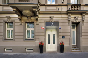 Avenue Legerova 19