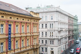 Bohemia Plaza
