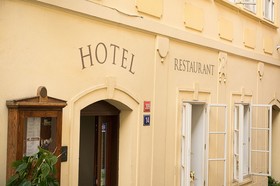 Boutique Hotel Constans