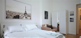 City Castle Aparthotel