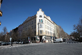 City Castle Aparthotel
