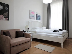 City Castle Aparthotel