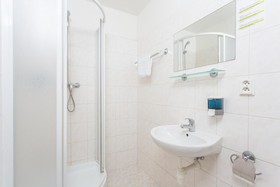 Aureli hotel City Inn
