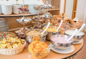 Aureli hotel City Inn