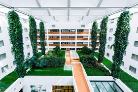 Courtyard Prague Airport