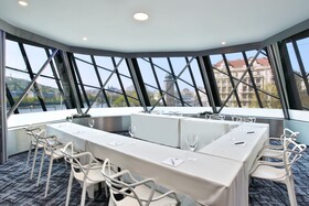 Dancing House Hotel
