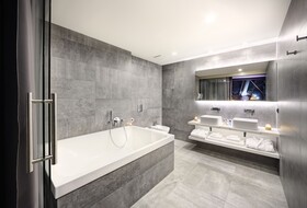 Dancing House Hotel