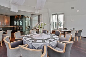 Dancing House Hotel