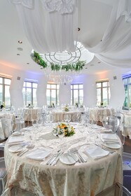 Dancing House Hotel