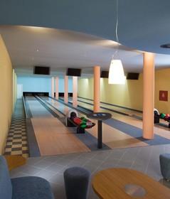 Dolce Villa Hotel