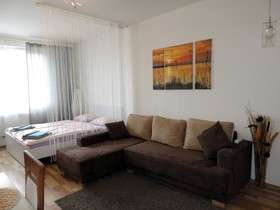 Eliska Tower Apartments Prague