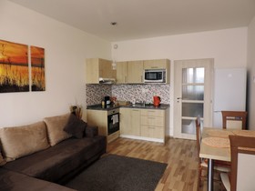 Eliska Tower Apartments Prague