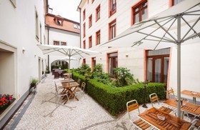 Elite Hotel