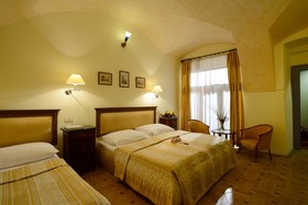 Elite Hotel
